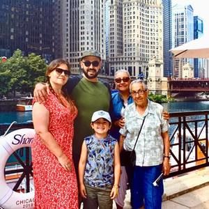 Meet your Posher, Luis